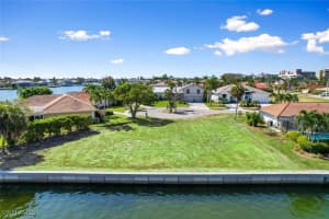 950 Plum Court, Marco Island, FL 34145 - MLS#225084463