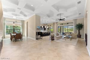 8828 Savona Court, Naples, FL 34119 - MLS#225084468