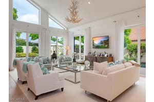 32 Las Brisas Way, Naples, FL 34108 - MLS#225084488