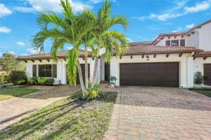 7890 Bristol Cir, Naples