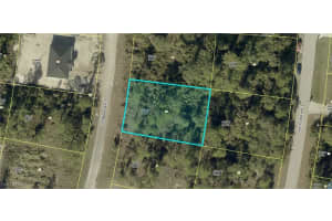 713 Clemwood Avenue, Lehigh Acres, FL 33974 - MLS#225084516