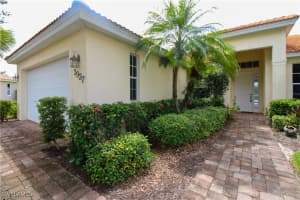3927 Aurora Court, Naples, FL 34116 - MLS#225084584