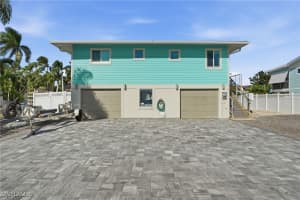 7 Avenida Carita, Fort Myers Beach, FL 33931 - MLS#225084586
