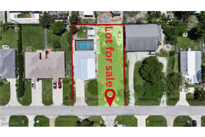 736 104th Avenue, Naples, FL 34108 - MLS#225084602