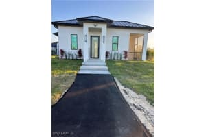 2594 43rd Avenue, Naples, FL 34120 - MLS#225084668