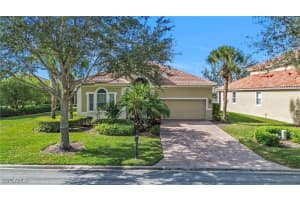 17600 Old Harmony Dr, Fort Myers