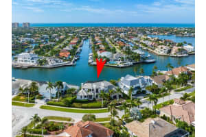 689 Rockport Court, Marco Island, FL 34145 - MLS#225084703