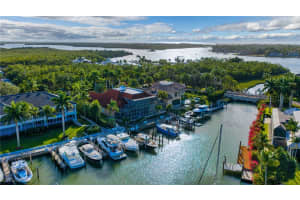 1701 Gulfstar Drive, Naples, FL 34112 - MLS#225084723