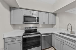 8423 Bernwood Cove Loop, Fort Myers, FL 33966 - MLS#225084736