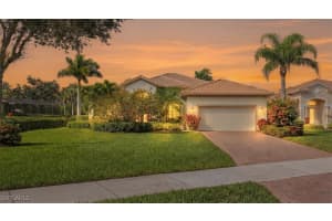 8948 Mustang Island Cir, Naples