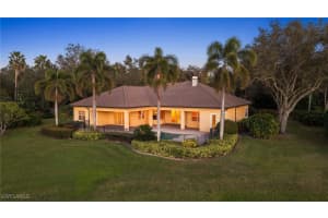 527 TERRACINA Way, Naples, FL 34119 - MLS#225084831