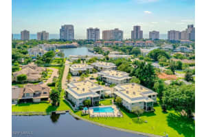 4180 Crayton Rd E7, Naples