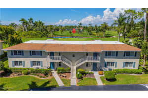 213 MEMORY LN 4, Naples, FL 34112 - MLS#225084852