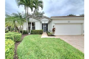 1320 Barnstable Ct, Naples