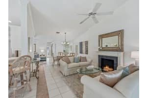 24797 Lakemont Cove Lane, Bonita Springs, FL 34134 - MLS#225084917