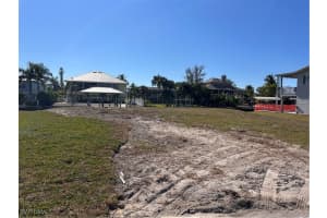 14 Pepita Street, Fort Myers Beach, FL 33931 - MLS#225084974