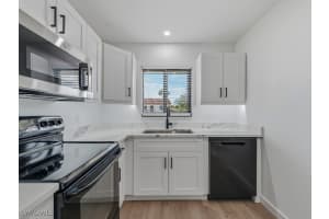 4245 27th Court, Naples, FL 34116 - MLS#225084992