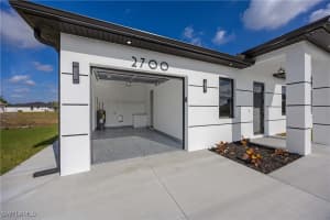 2700 49th Street, Lehigh Acres, FL 33976 - MLS#225085009