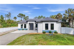 2843 18th Ave Ne, Naples