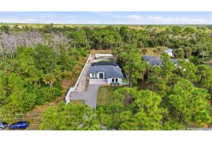 2843 18th Avenue, Naples, FL 34120 - MLS#225085019