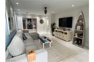 648 100th Avenue, Naples, FL 34108 - MLS#225085040