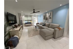 648 100th Avenue, Naples, FL 34108 - MLS#225085040