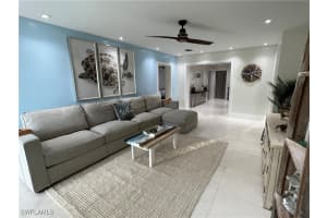 648 100th Avenue, Naples, FL 34108 - MLS#225085040