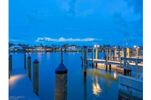 2500 Gulf Shore Boulevard, Naples, FL 34103 - MLS#225085062