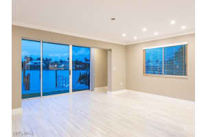 2500 Gulf Shore Boulevard, Naples, FL 34103 - MLS#225085062