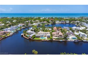 2001 4th Street, Naples, FL 34102 - MLS#225085070