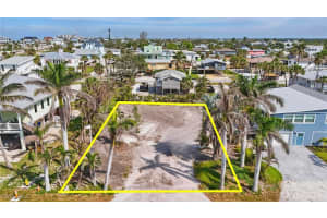 121 Gulf Island Drive, Fort Myers Beach, FL 33931 - MLS#225085115