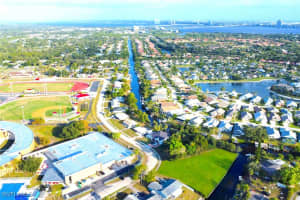 941 Iris Drive, North Fort Myers, FL 33903 - MLS#225085124