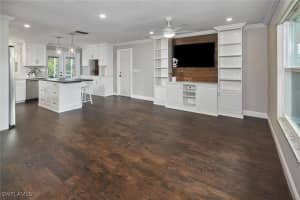 18 Lanai Circle, Naples, FL 34112 - MLS#225085132