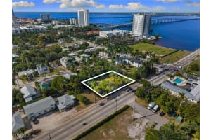 1526 Park Avenue, Fort Myers, FL 33901 - MLS#225085194