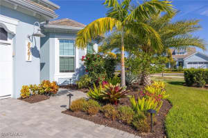 8761 Yucatan Court, Naples, FL 34112 - MLS#225085209