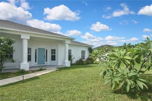 42 29th Street, Cape Coral, FL 33909 - MLS#225085210