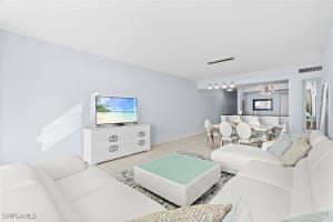 3000 Oasis Grand Boulevard, Fort Myers, FL 33916 - MLS#225085231