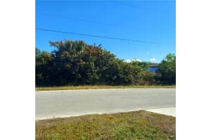 743 Homer Avenue, Lehigh Acres, FL 33973 Sold 01/30/26
