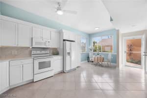 6830 Beach Resort Drive, Naples, FL 34114 - MLS#225085268