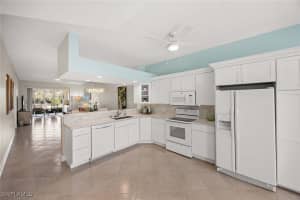 6830 Beach Resort Drive, Naples, FL 34114 - MLS#225085268