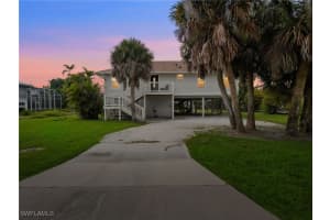474 Lake Murex Circle, Sanibel, FL 33957 - MLS#226000041