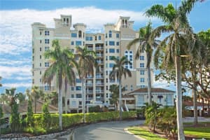 435 Dockside Drive, Naples, FL 34110 - MLS#226000046