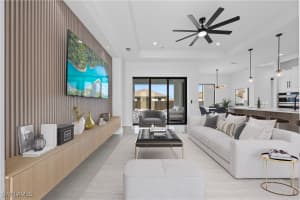 611 25th Terrace, Cape Coral, FL 33993 - MLS#226000065