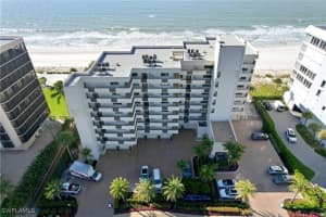 9715 Gulf Shore Drive, Naples, FL 34108 - MLS#226000093