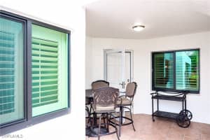 601 Beachwalk Circle, Naples, FL 34108 - MLS#226000125