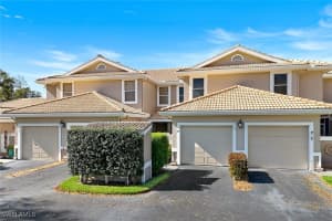 351 Emerald Bay Circle, Naples, FL 34110 - MLS#226000141