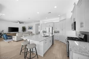 28471 Montecristo Loop, Bonita Springs, FL 34135 - MLS#226000170