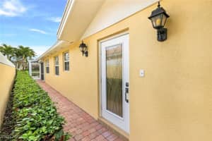 5058 Kingston Way, Naples, FL 34119 - MLS#226000194