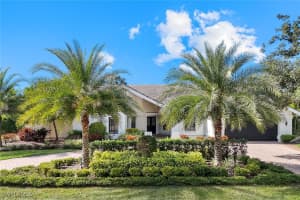 806 Knoll Wood Court, Naples, FL 34108 - MLS#226000195