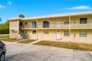 10725 Wilson Street, Bonita Springs, FL 34135 - MLS#226000284